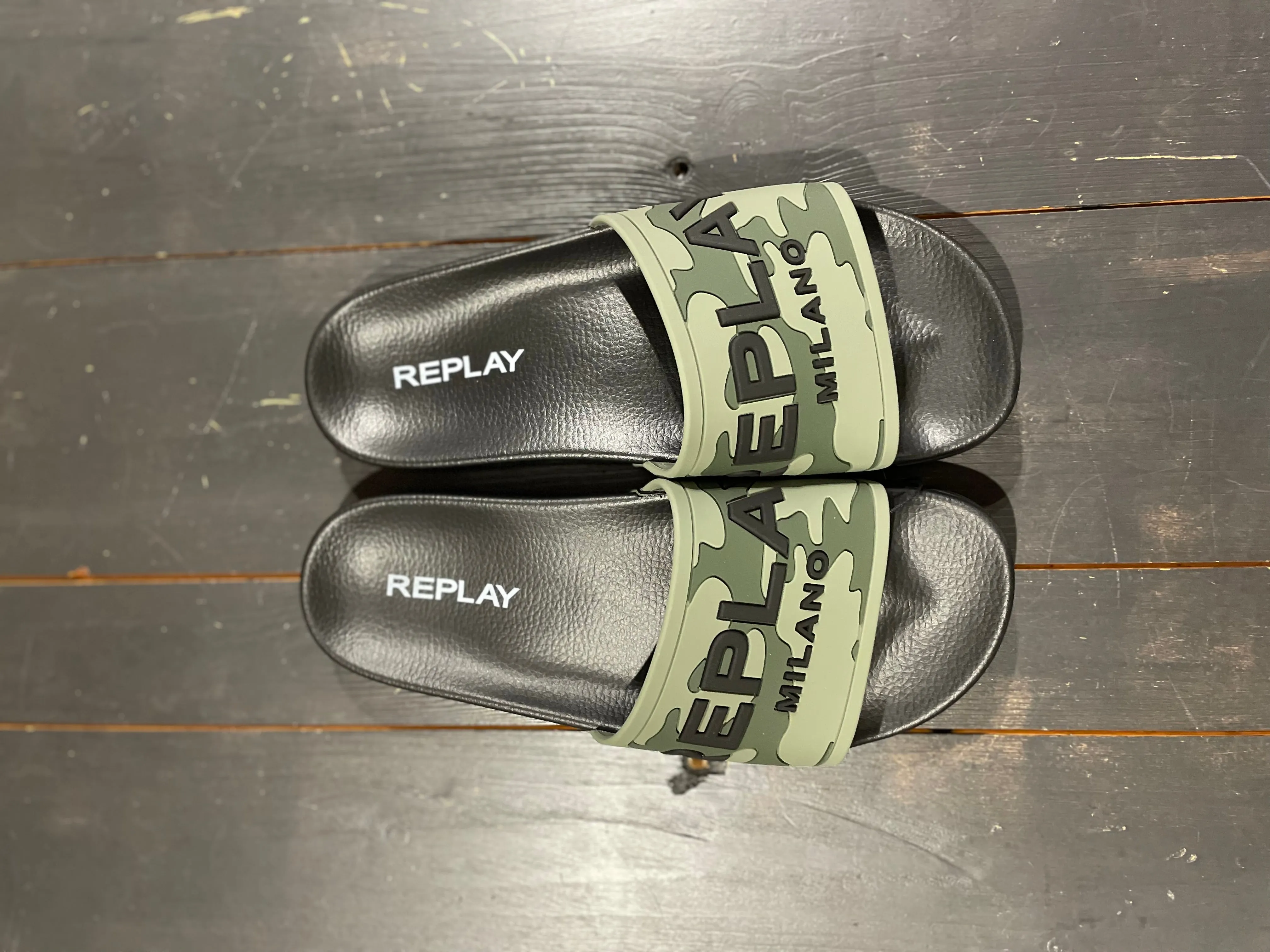 Replay Camo Slider
