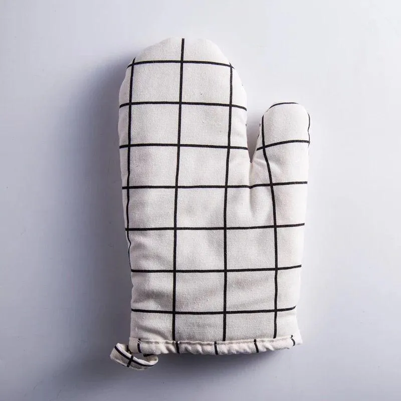 Useful Convenient Heat-Resistant Cotton Oven Glove